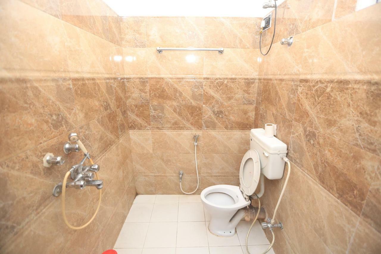 Ymca Seacom Inn 콜카타 외부 사진